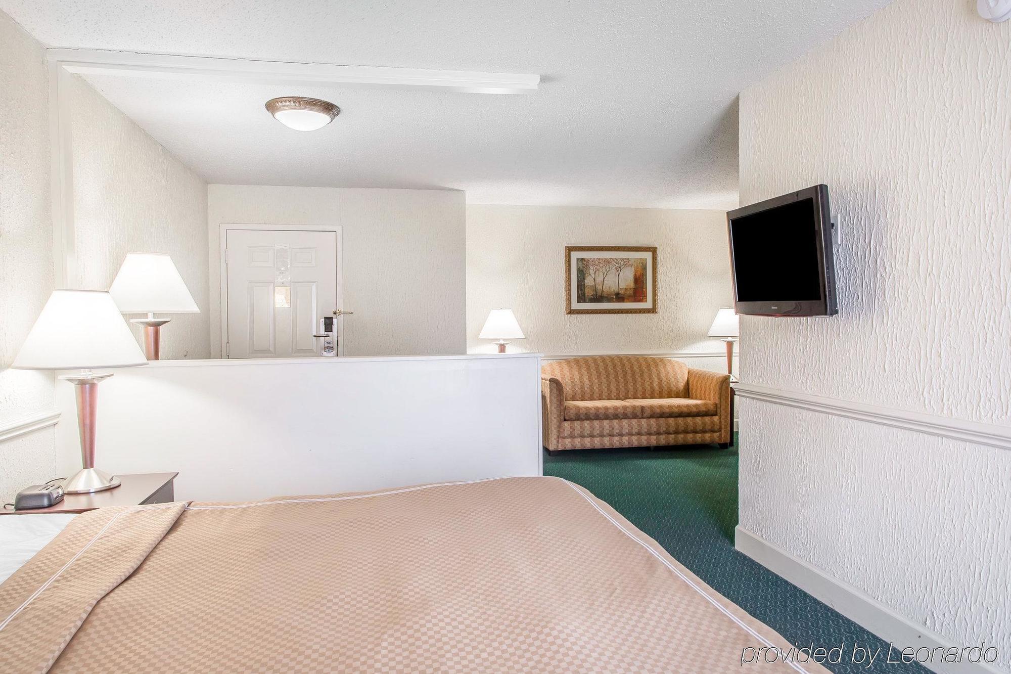 The Blu Hotel Blue Ash Cincinnati, Ascend Hotel Collection エクステリア 写真