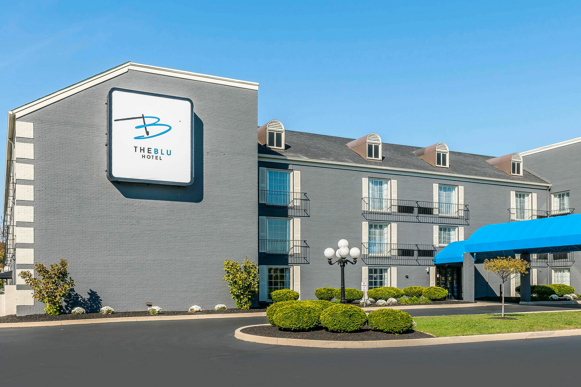 The Blu Hotel Blue Ash Cincinnati, Ascend Hotel Collection エクステリア 写真