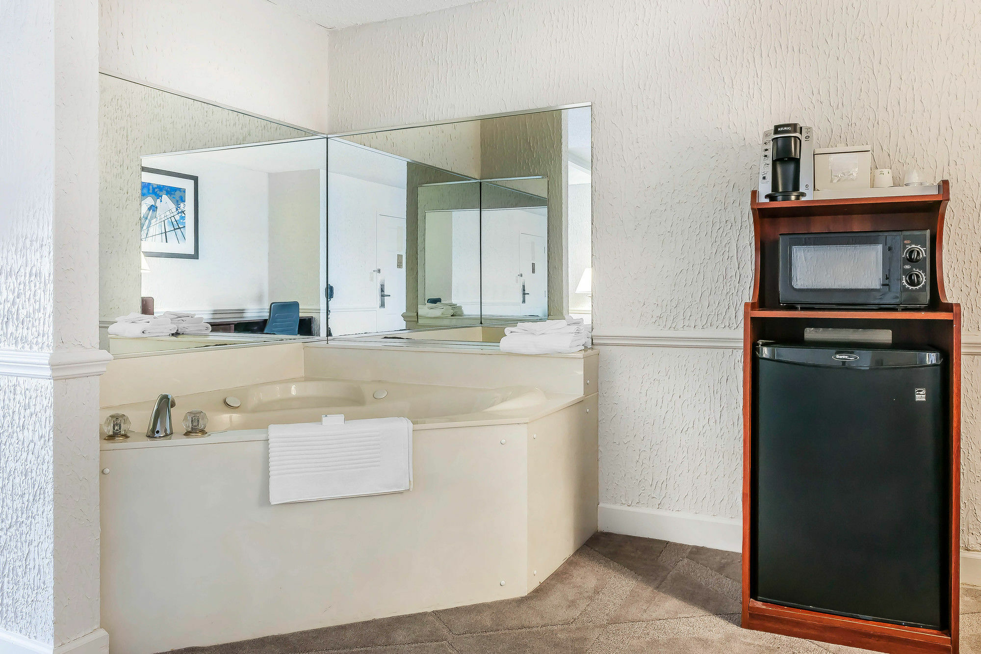 The Blu Hotel Blue Ash Cincinnati, Ascend Hotel Collection エクステリア 写真